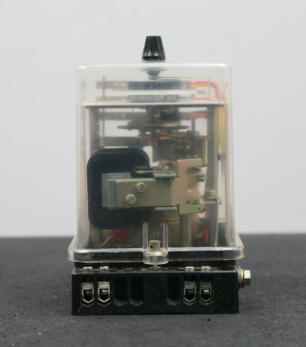 Bild des Artikels EAW-DDR-Zeitrelais-RZw-PL-Nr-734158000-0,2-6min-220V-50Hz-RS801449-unbenutzt