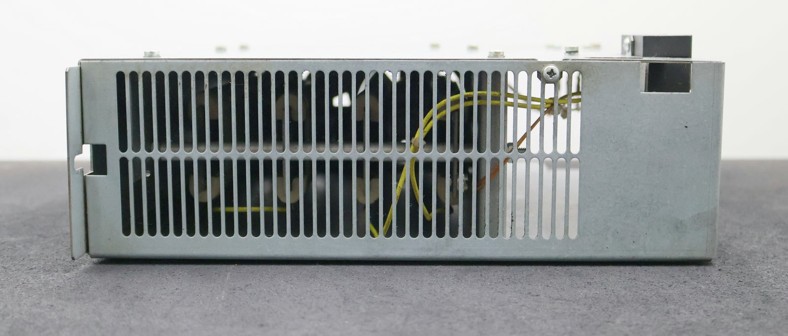 Bild des Artikels BOSCH-Servodyn-EBM-1000-048800-109-520VDC-R-=-20-Ohm-P-=-1kW-gebraucht