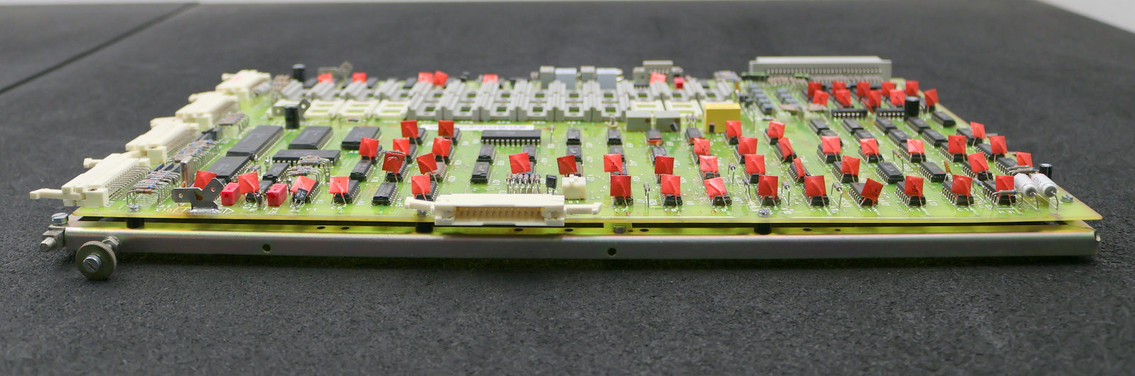 Bild des Artikels VEM-NUMERIK-Steuerungsplatine-413886-1-NKM-590093-4d-RFT-65082-gebraucht