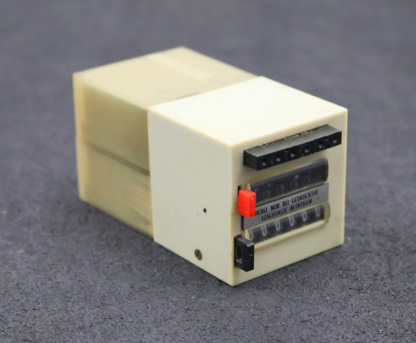 Bild des Artikels MASSI-Impulszähler-ZLVt-593-220VAC-10imp/s-gebraucht