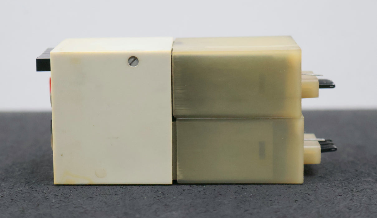 Bild des Artikels MASSI-Impulszähler-ZLVt-593-220VAC-10imp/s-gebraucht