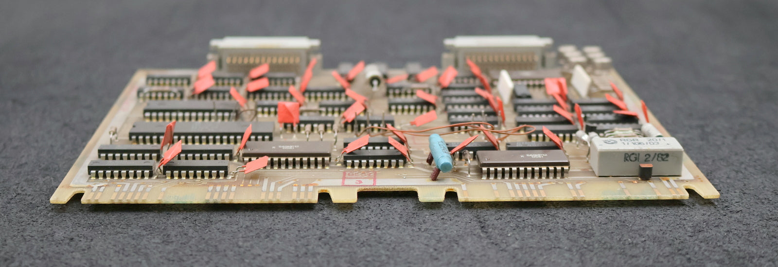 Bild des Artikels VEM-NUMERIK-DDR-Einschubplatine-413998-7-NKM-590017-6B-gebraucht