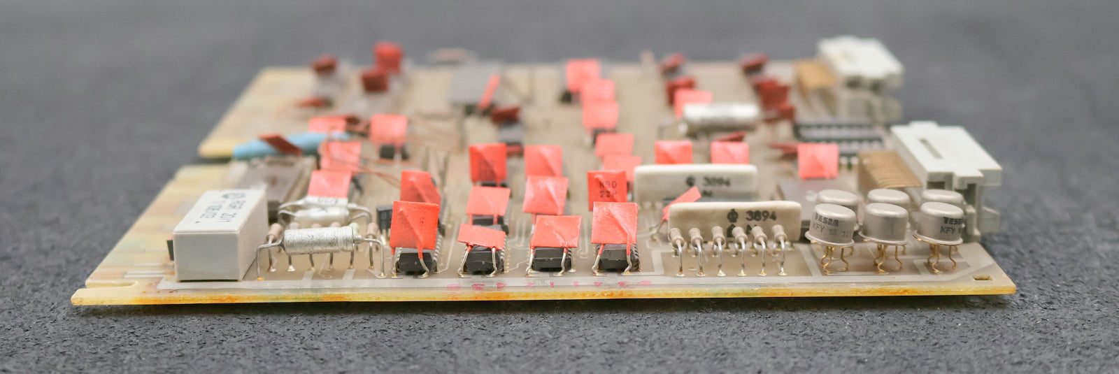 Bild des Artikels VEM-NUMERIK-DDR-Einschubplatine-413998-7-NKM-590017-6B-gebraucht