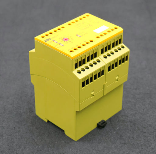 Bild des Artikels PILZ-Sicherheitsrelais-PNOZ-V-30s-24VDC-3n/o-1n/c-1n/o-t-Id.Nr.-774790-24VDC