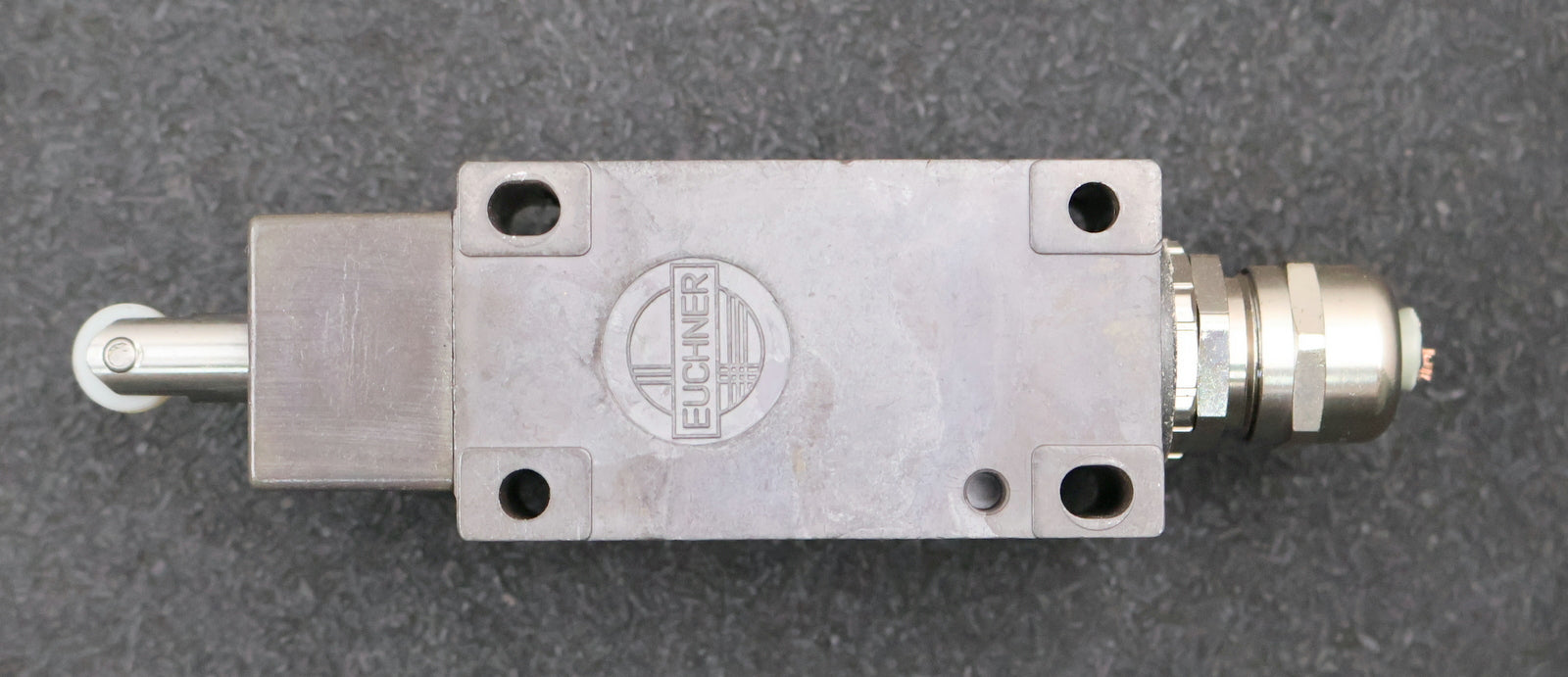 Bild des Artikels EUCHNER-2x-Positionsschalter-NG1RG-510-10A-250VAC-IP67-gebraucht