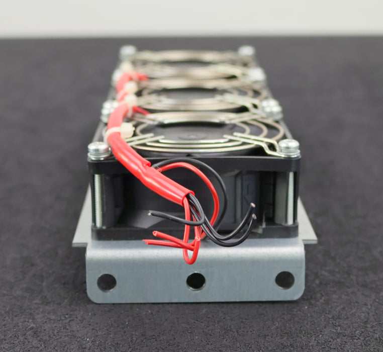 Bild des Artikels EBMPAPST-3x-Lüfter-auf-einer-Stahlschiene-Typ-8314-H-24VDC-250mA-6W
