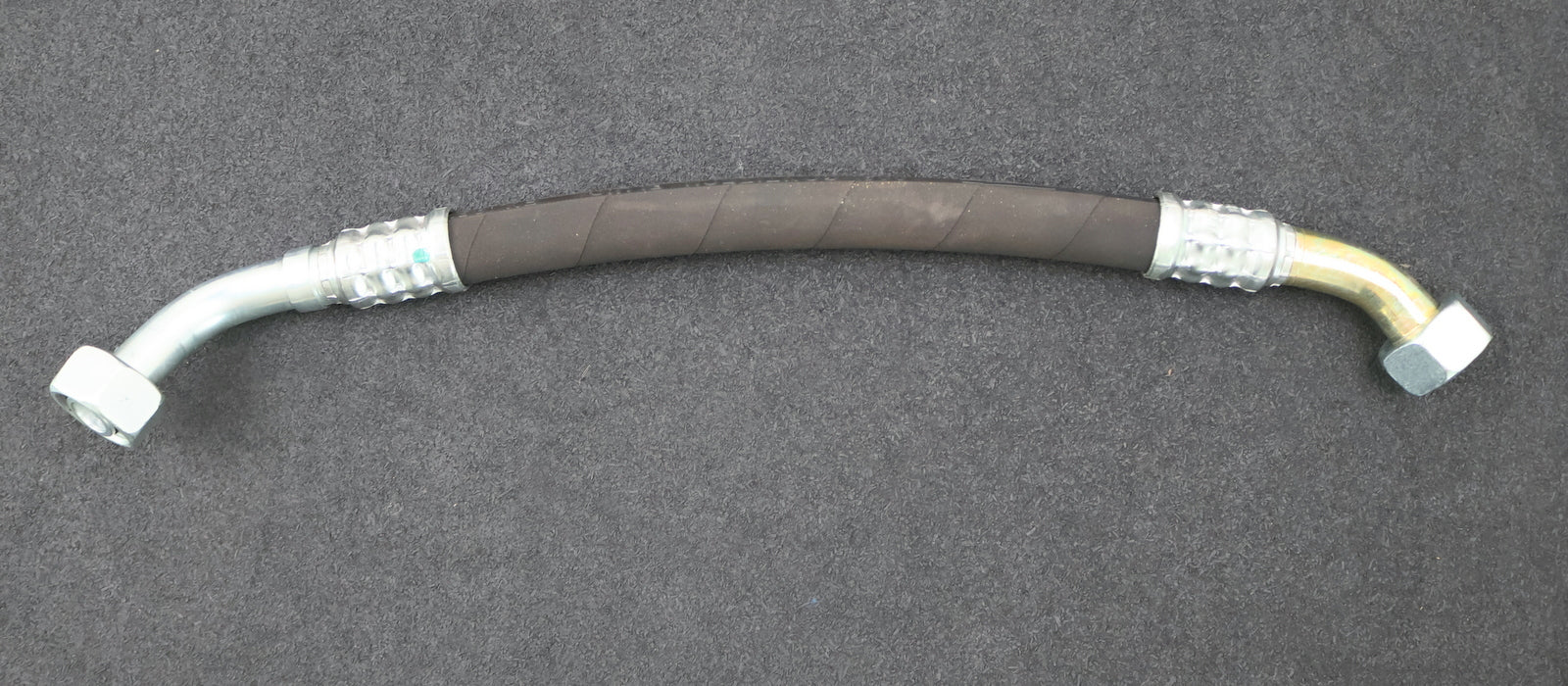 Bild des Artikels STILL-Hydraulikschlauch-mit-Armatur-Id.Nr.-0528808-unbenutzt