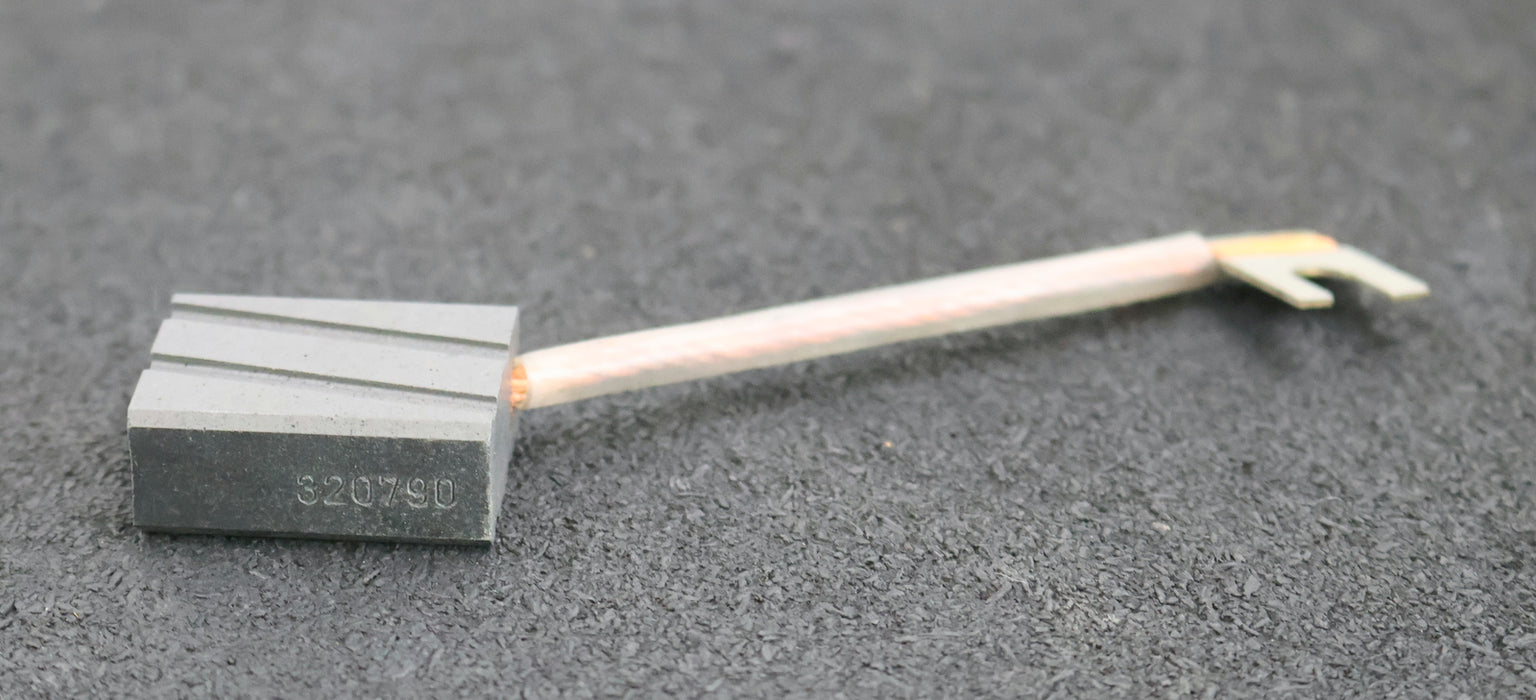 Bild des Artikels STILL-Kohlebürste-Blockkohlebürste-mit-einer-Litzen-Id.Nr.-320790