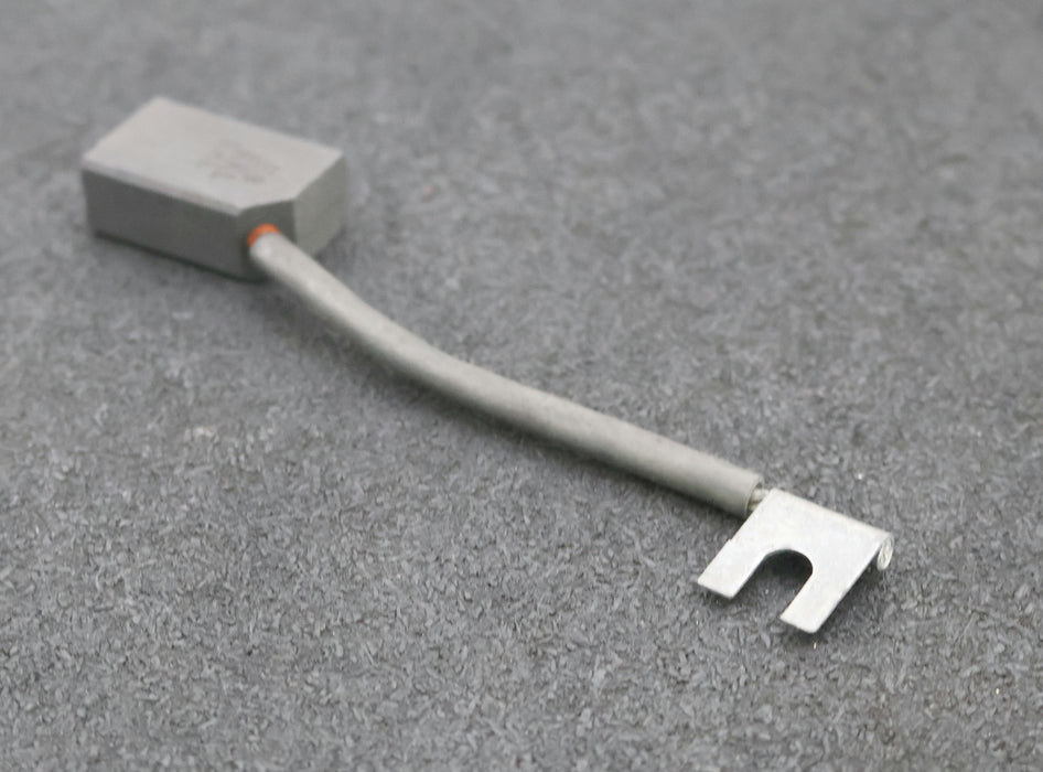 Bild des Artikels Kohlebürste-Blockkohlebürste-mit-einer-Litze-EKL-E8-Abmessungen-12,5x20x32mm