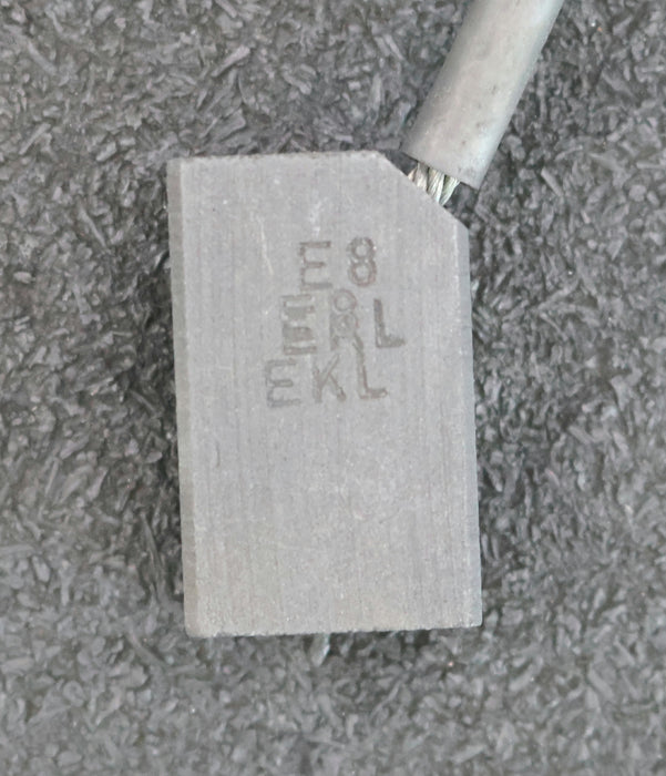 Bild des Artikels Kohlebürste-Blockkohlebürste-mit-einer-Litze-EKL-E8-Abmessungen-12,5x20x32mm