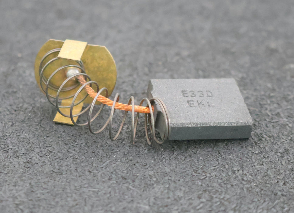 Bild des Artikels Kohlebürste-Blockkohlebürste-mit-einer-Litze-EKL-E33D-Abmessungen-6,3x20x25mm