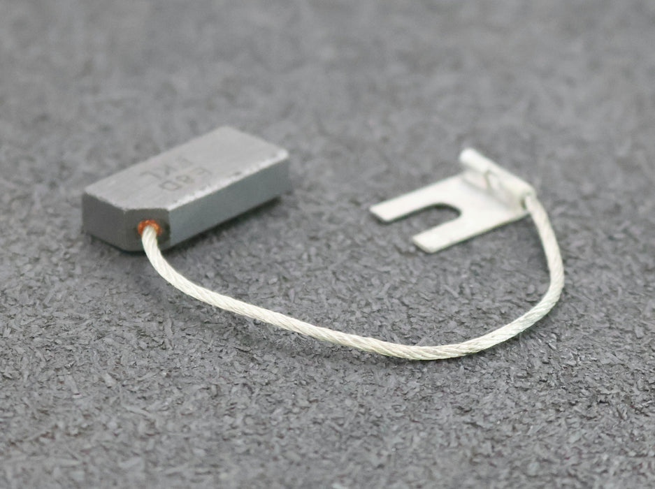 Bild des Artikels Kohlebürste-Blockkohlebürste-mit-einer-Litze-EKL-E8D-Abmessungen-6,2x12,5x25mm