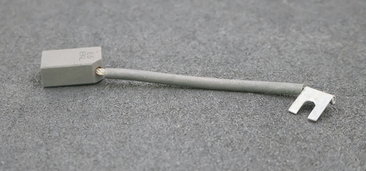 Bild des Artikels Kohlebürste-Blockkohlebürste-mit-einer-Litze-EKL-E5-Abmessungen-12,5x20x32mm