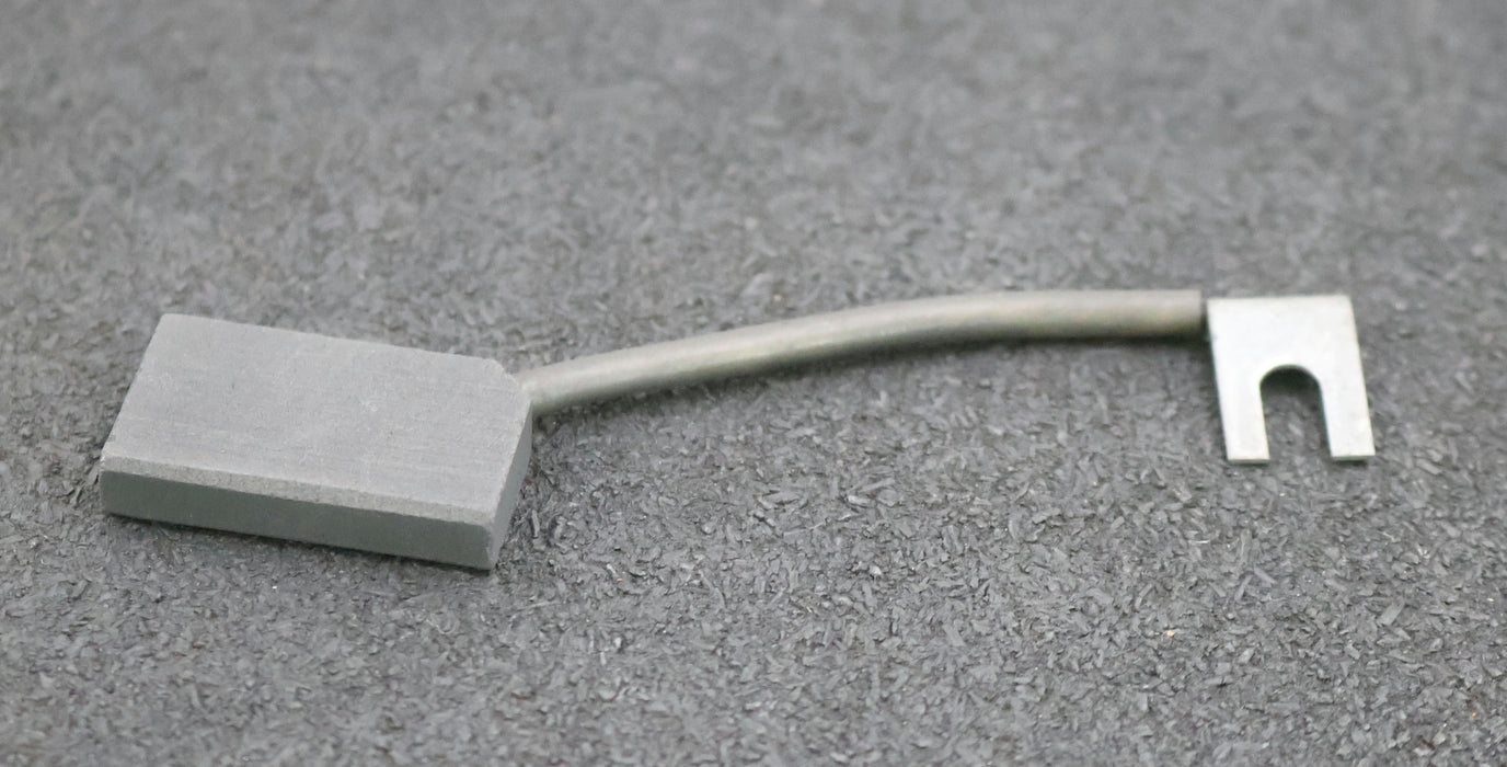 Bild des Artikels Kohlebürste-Blockkohlebürste-mit-einer-Litze-EKL-E8-Abmessungen-6,3x20x32mm