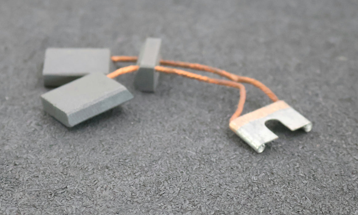 Bild des Artikels Kohlebürste-Montierte-Zwillingskohlebürste-mit-zwei-Litzen-EKL-E5-12,4x20x32mm