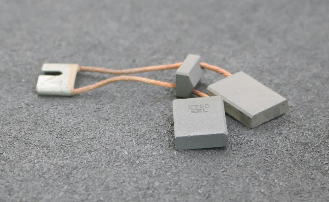 Bild des Artikels Kohlebürste-Montierte-Zwillingskohlebürste-mit-zwei-Litzen-EKL-E25D-12,5x25x32mm