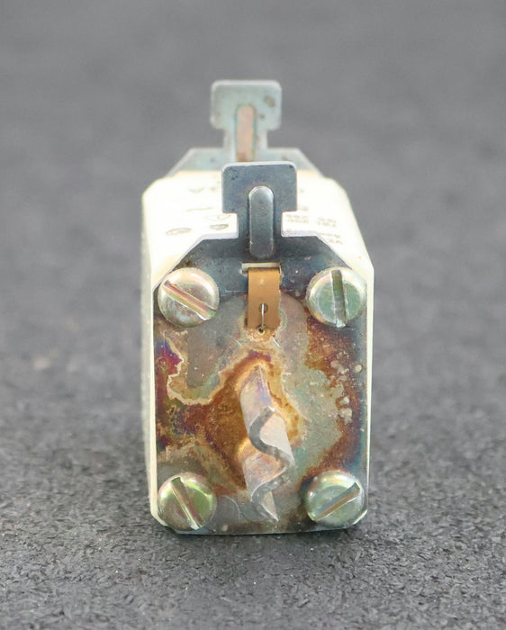 Bild des Artikels DDR-WEB-3x-Sicherungseinsatz-fuse-link-24580.9-500VAC-00-63A-gTF-gI-100kA