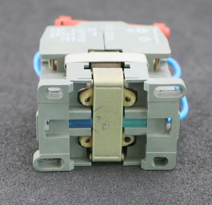 Bild des Artikels ISKRA-Leistungsschütz-K0-62EG-20A-Spulenspannung-24VDC-6A-380VAC-4A-500VAC