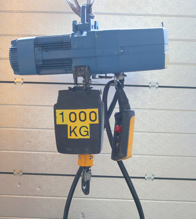 Bild des Artikels DEMAG-Elektrokettenzug-Typ-DKUN-10-500-K-V3-F6-Tragfähigkeit-1/1:-0,5t-überprüft