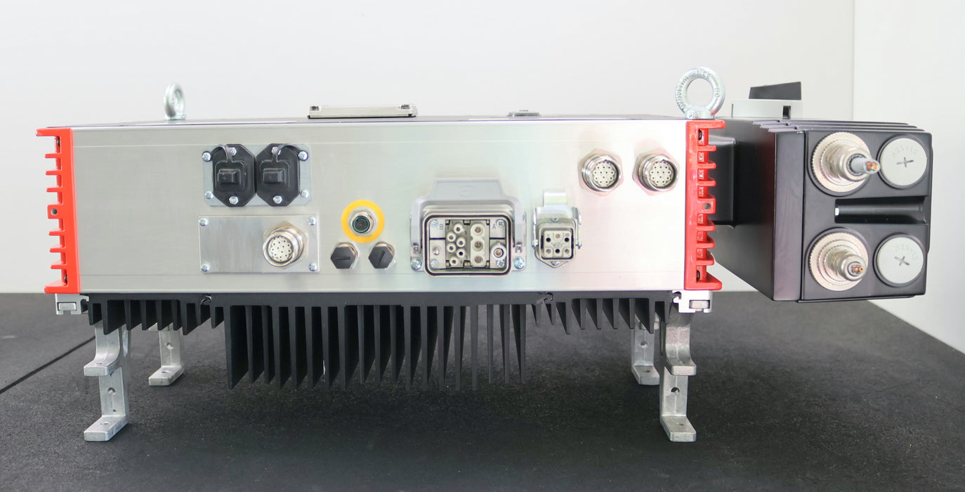 Bild des Artikels SEW-MOVIPRO-ADC-Feldumrichter-PHC21A-A040M1-E21A-00-mit-MOVIPRO-Schaltmodul