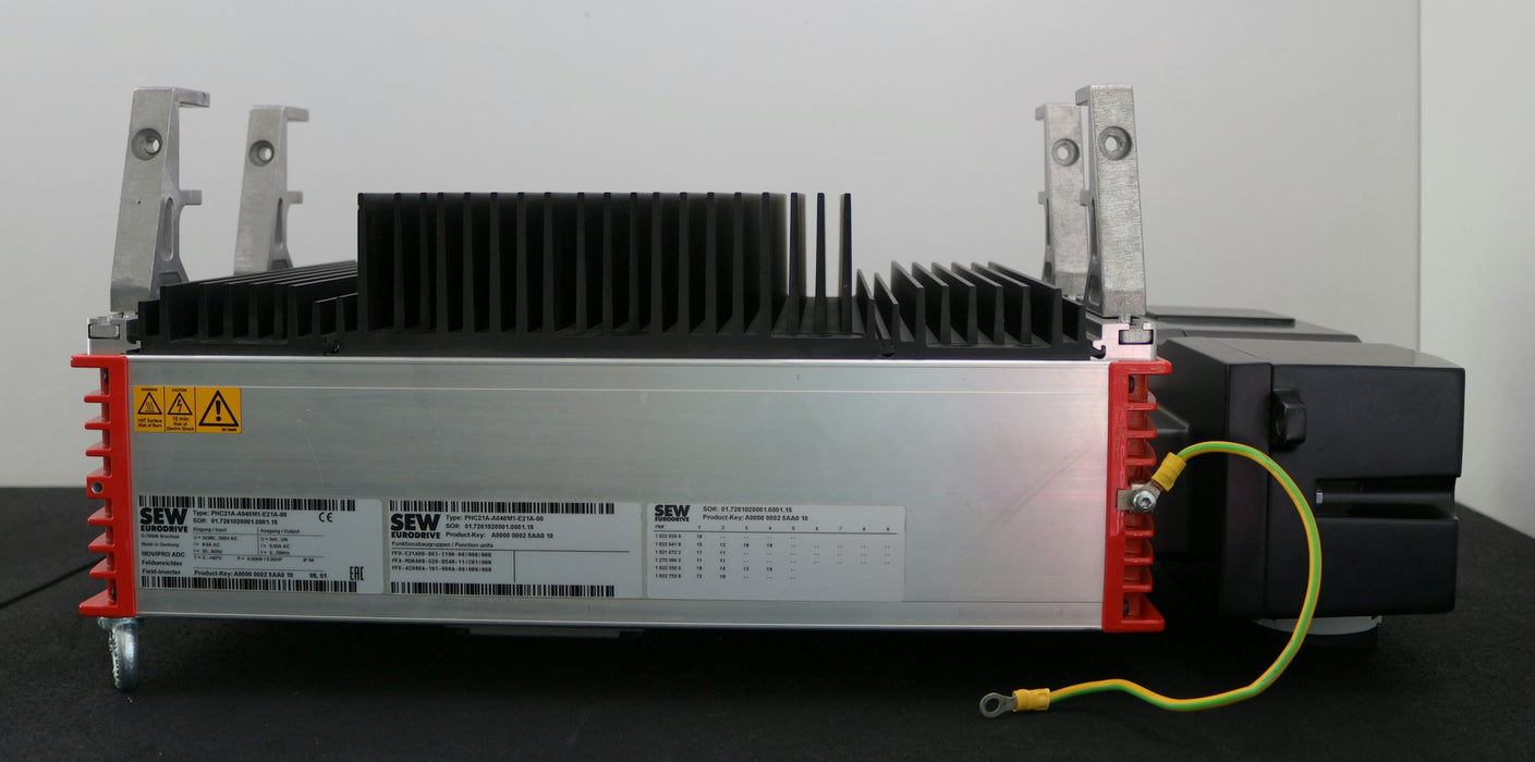 Bild des Artikels SEW-MOVIPRO-ADC-Feldumrichter-PHC21A-A040M1-E21A-00-mit-MOVIPRO-Schaltmodul