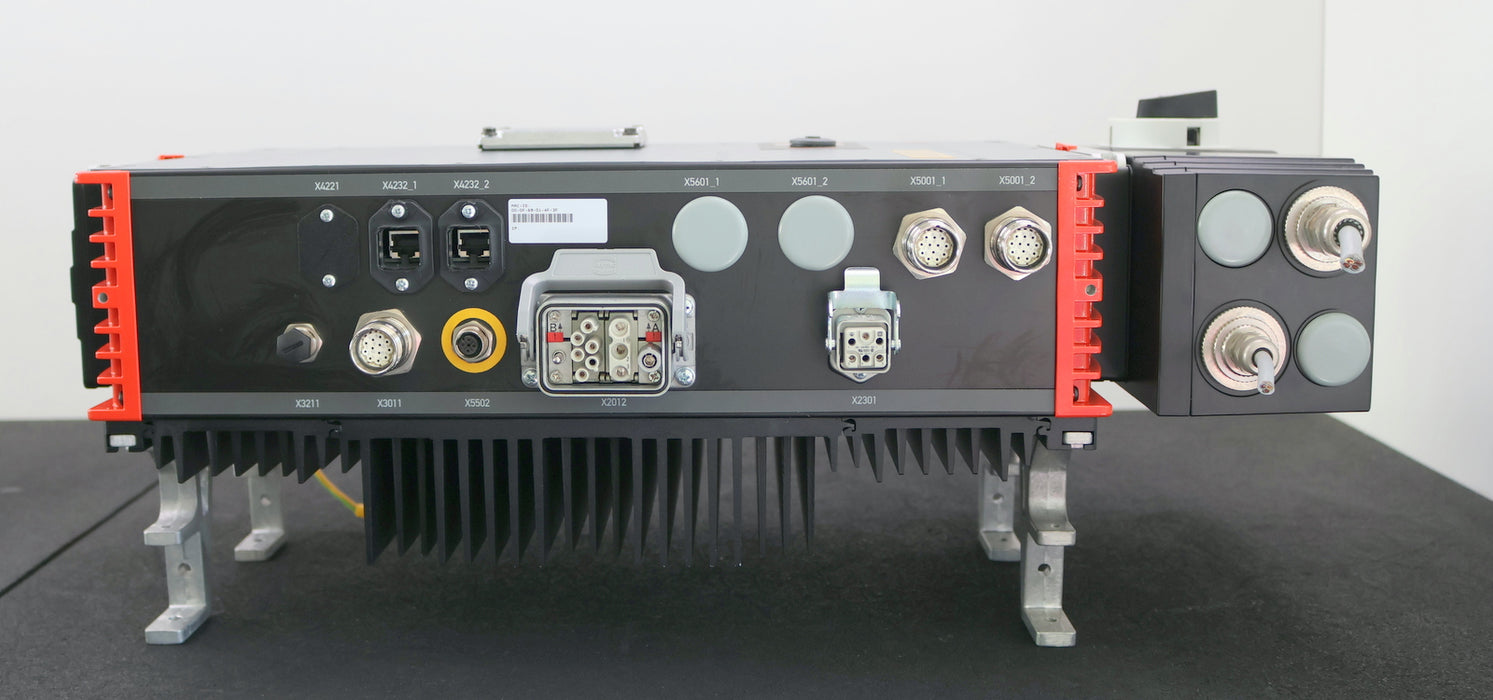 Bild des Artikels SEW-MOVIPRO-ADC-Feldumrichter-PHC21A-A040M1-11G0-mit-MOVIPRO-Anschaltbox