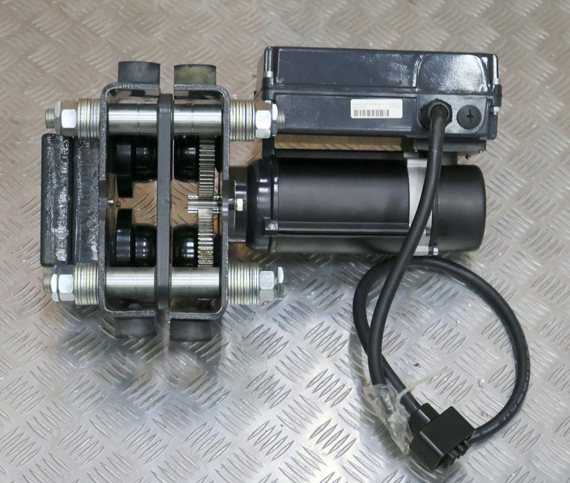 Bild des Artikels KONECRANES-Elektrofahrwerk-T0034573/3/G59183/15-Motor-TMU-52299089-überprüft