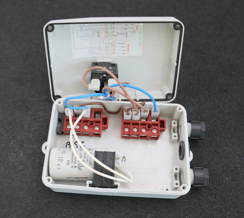 Bild des Artikels WILO-Ersatzteil-Klemmenkasten-für-Unterwasserpumpe-TWI5-304EM-Art.Nr-4104118