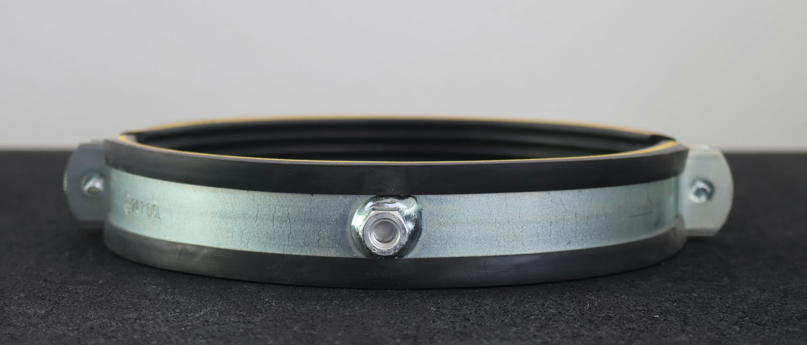 Bild des Artikels MUPRO-Rohrschelle-241DGL-mit-Schaldämmung-unbenutzt