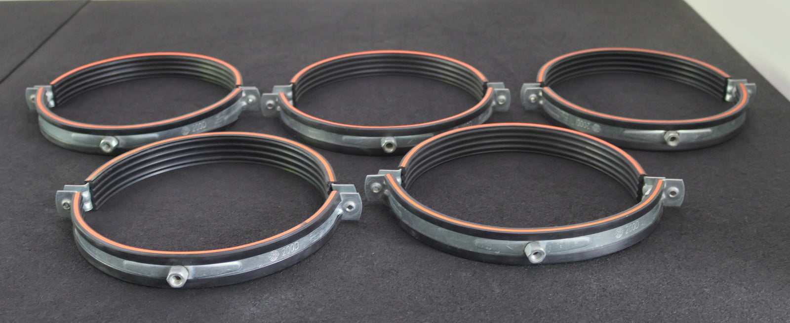 Bild des Artikels MUPRO-5x-Rohrschelle-200D-mit-Schaldämmung-unbenutzt-Gewicht-1,6kg