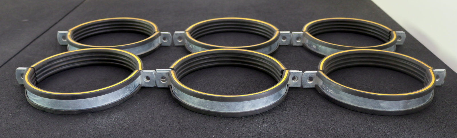 Bild des Artikels MUPRO-5x-Rohrschelle-185D-mit-Schaldämmung-unbenutzt-Gewicht-3,8kg