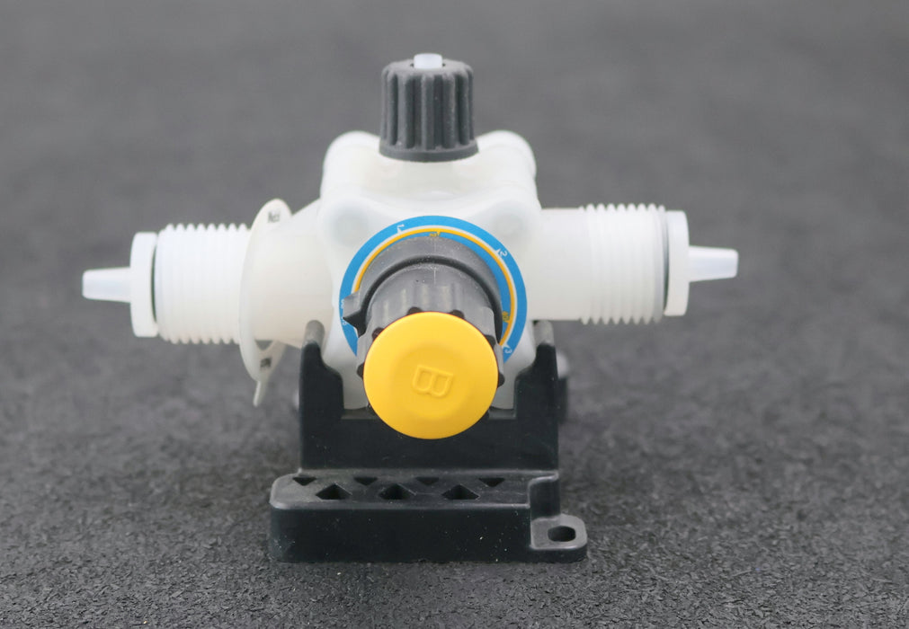 Bild des Artikels Multifunktionsventil-mit-Wandhalterung-für-Dosierpumpen-Druckhalteventil-0-5bar