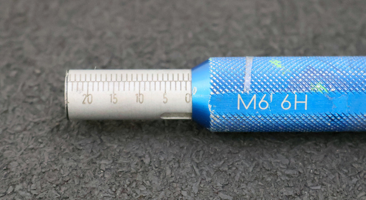 Bild des Artikels Gewinde-Grenzlehrdorn-mit-Tiefenmessung-M6-6H-Messtiefe-20mm-gebraucht