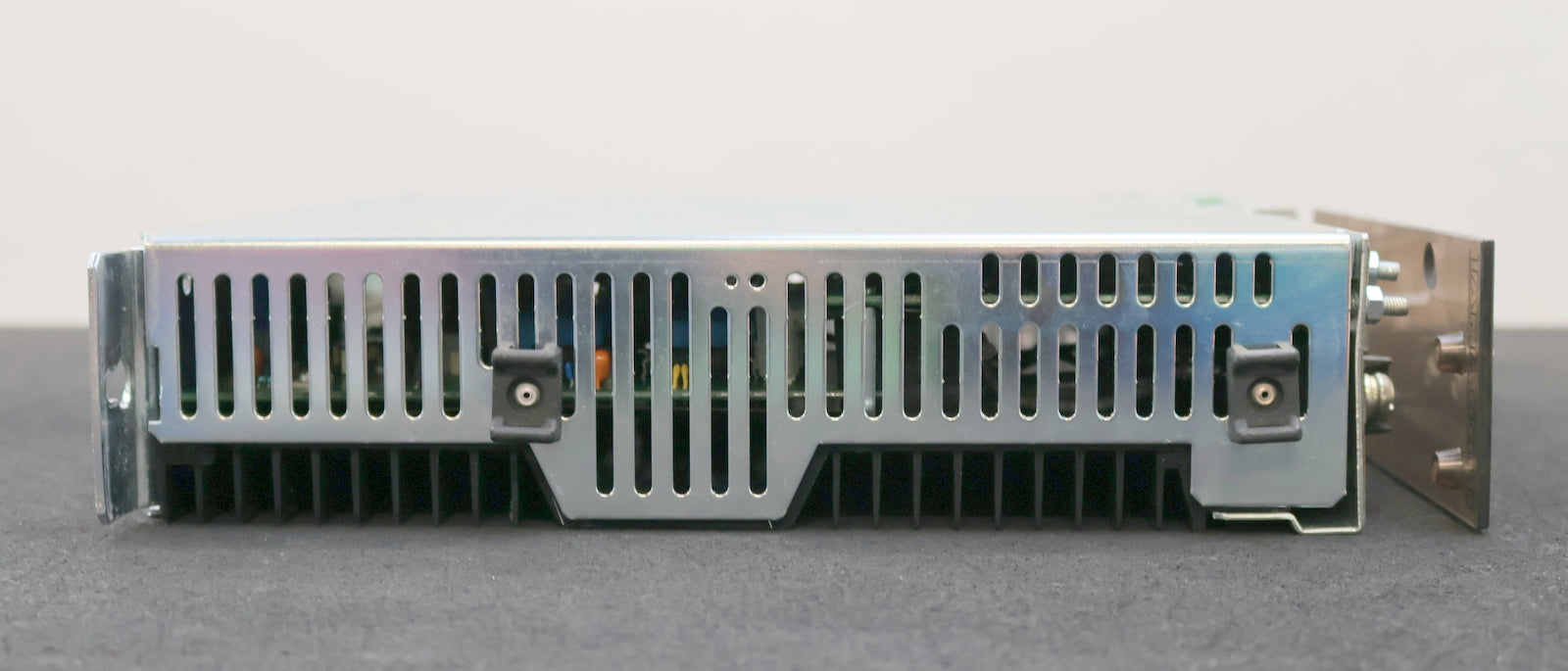 Bild des Artikels INDRAMAT-AC-Servo-Controller-TDM-3.2-020-300-W0-MOD14/1X025-010-!-überholt-!