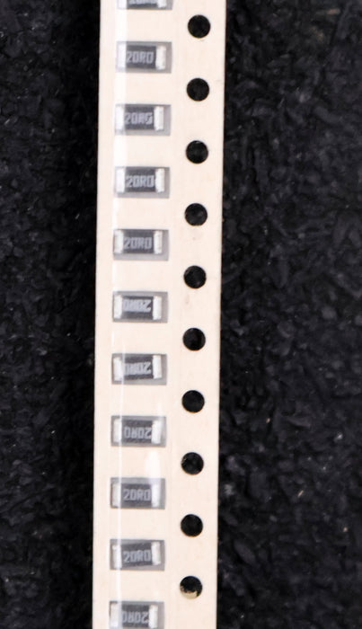 Bild des Artikels KAMAYA-ELECTRIC-4700x-SMD-Widerstand-20,0Ω-RMC-1/8-2009F-20,0-Ohm-Model-62-50C