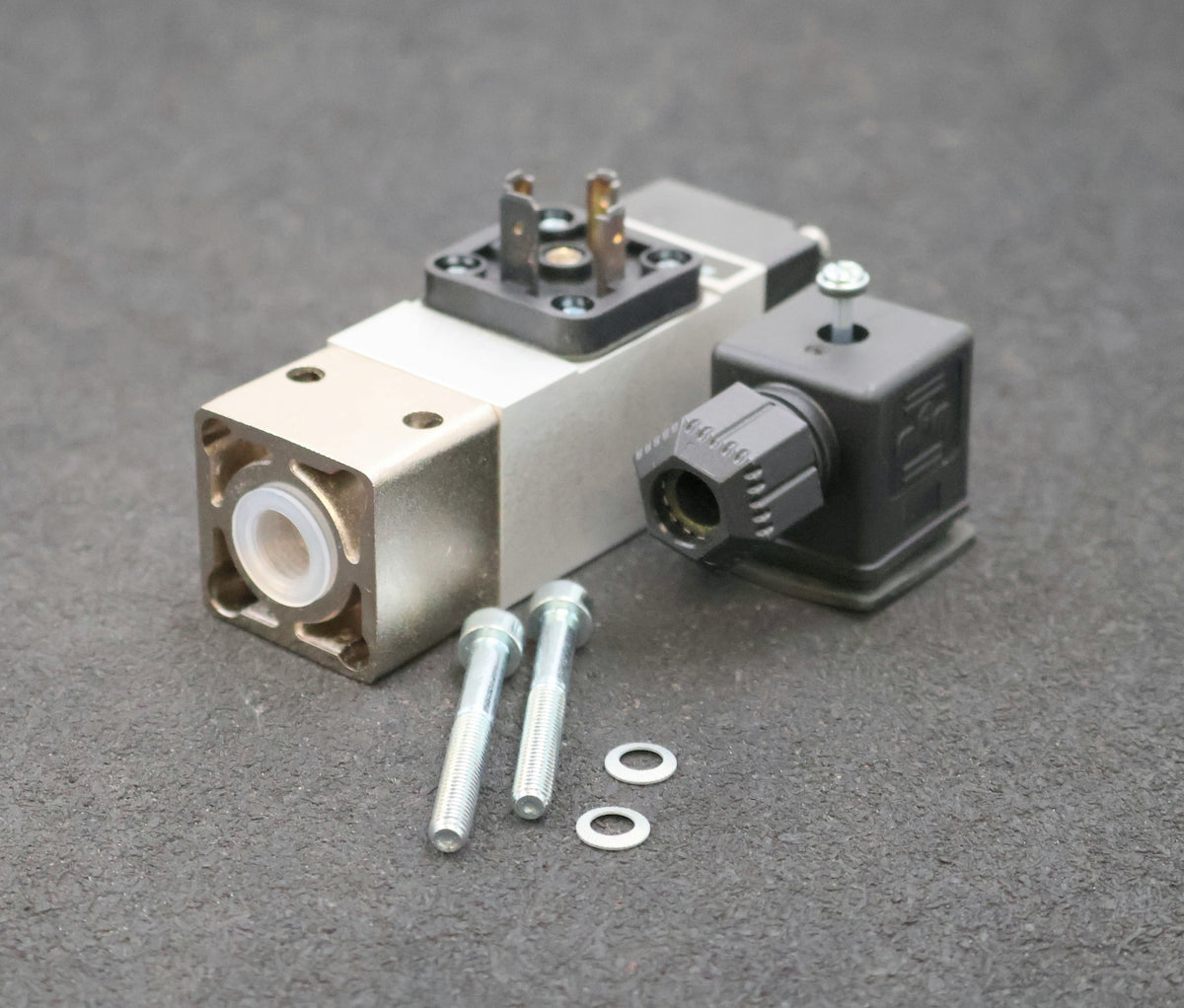 TRAFAG Druckschalter Typ 9B4.3377 0…6bar 0…0,6MPa p-max: 12bar/1,2MPa ...