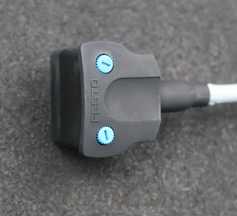 Bild des Artikels FESTO-7m-Motorleitung-NEBM-S1W9-E-7-Q5-LE6-Mat.-Nr.-1450739-Sub-D-Buchse-9-polig