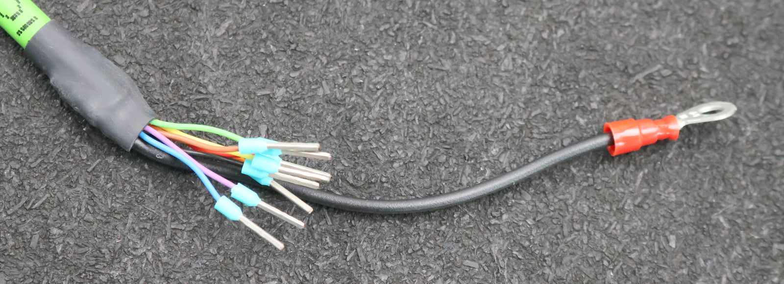 Bild des Artikels SIEMENS-15m-Signalleitung-6FX8002-4AA21-1BF0-Kabellänge-15m-unbenutzt-in-OVP