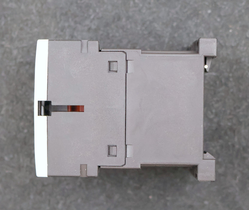 Bild des Artikels SIEMENS-2x-Hilfsschütz-3RH1140-1KB40-17…30VDC-unbenutzt-in-OVP