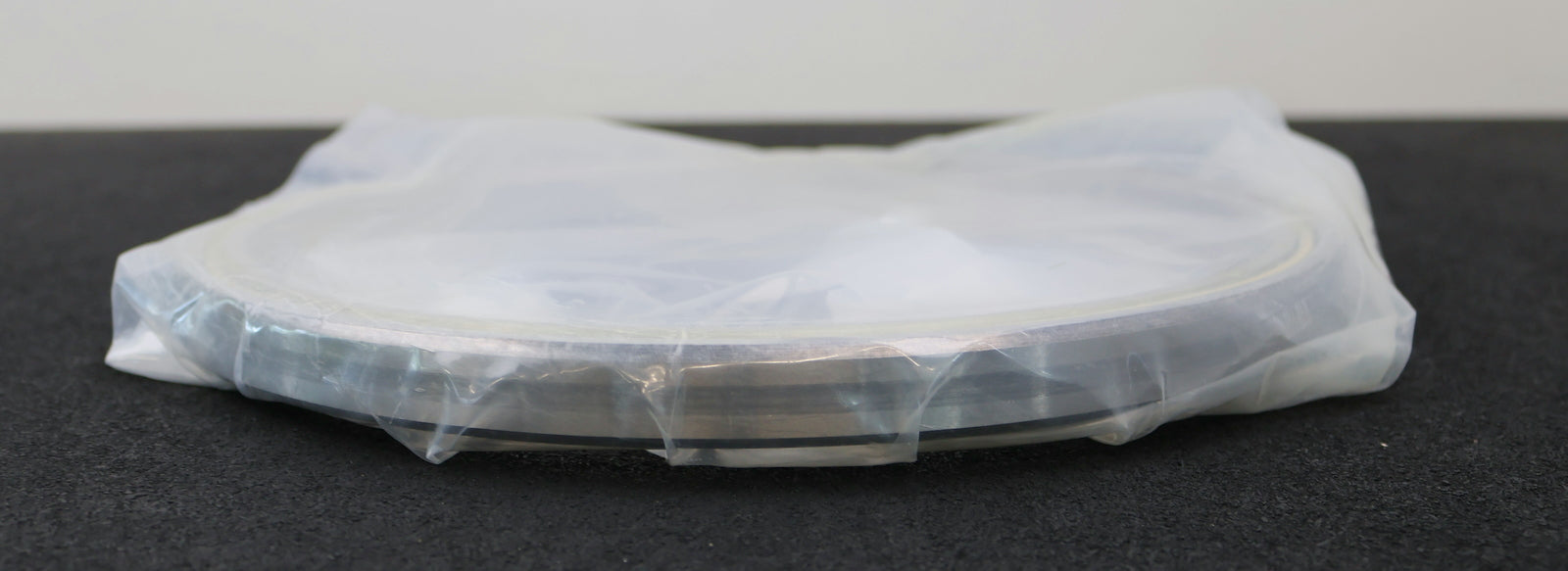 Bild des Artikels INA-Vierpunktlager-CSXF100-HLE-AußenØ-292,1mm-InnenØ-254mm-Breite-19,05mm-OVP