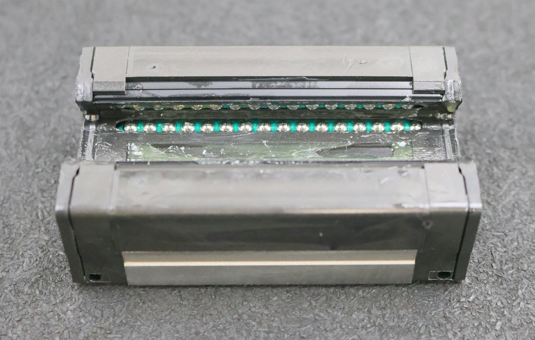 Bild des Artikels THK-LM-SYSTEM-Linearführungswagen-SSR-25W-unbenutzt-in-OVP