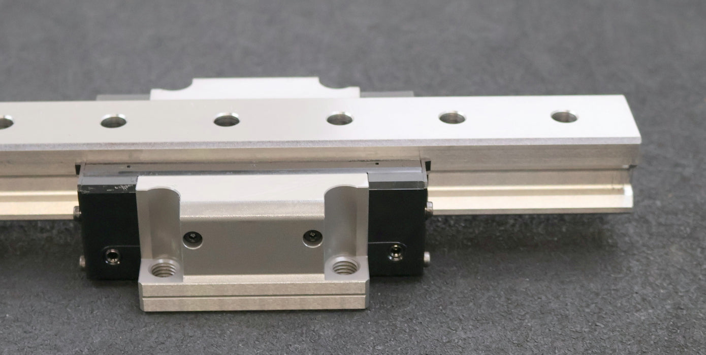 Bild des Artikels IKO-Linearführung-mit-2-Schlitten-LRX35-V039120-MN07180863-Schienenlänge-450mm