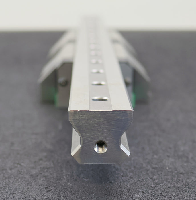 Bild des Artikels INA-Linearführung-mit-2-Schlitten-RWU35-E-G2--V3-Schienenlänge-570mm-gebraucht