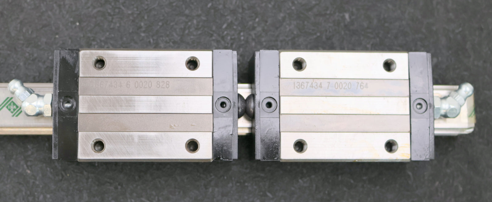 Bild des Artikels INA-Linearführung-mit-2-Schlitten-KWSE20-H-G3-V2-Schienenlänge-278mm-unbenutzt