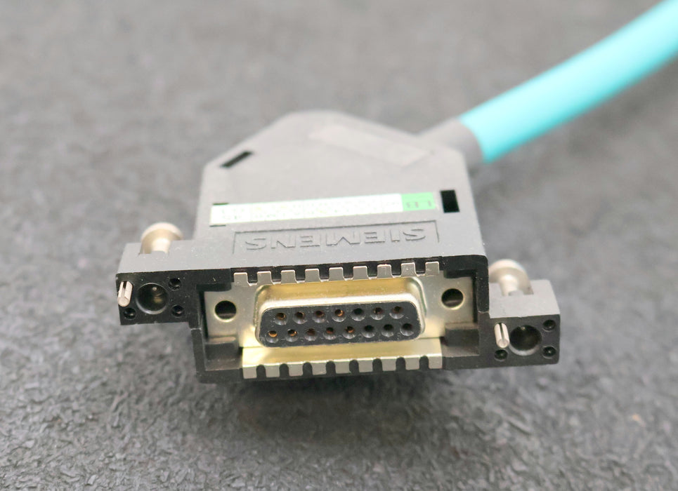 Bild des Artikels SIEMENS-4m-Signalleitung-6FX2002-2CB41-1AE0-1x-17-pol.-+-1x-15-poliger-Stecker