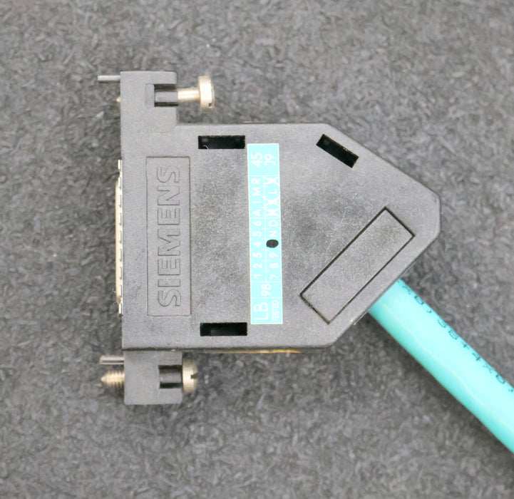 Bild des Artikels SIEMENS-4m-Signalleitung-6FX2002-2CB41-1AE0-Stecker-1x-17-pol.-+-1x-15-pol.