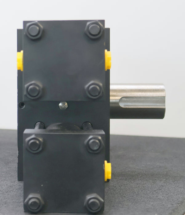 Bild des Artikels PARKER-Hydraulische-Drehantrieb-HTR-Serie-HTR45-180-DM45-C-180°-Drehung