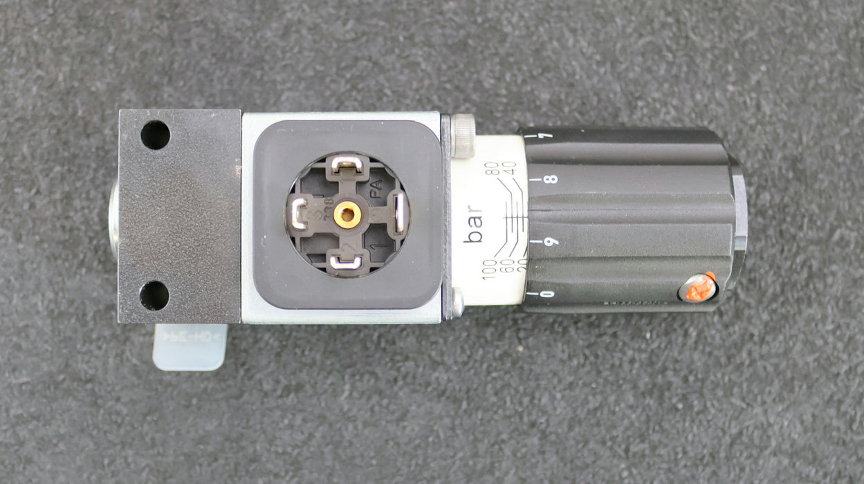 Bild des Artikels REXROTH-Druckschalter-HED8OP-20/100K14KS-MNR:-R901107997-mit-einem-Schlüssel