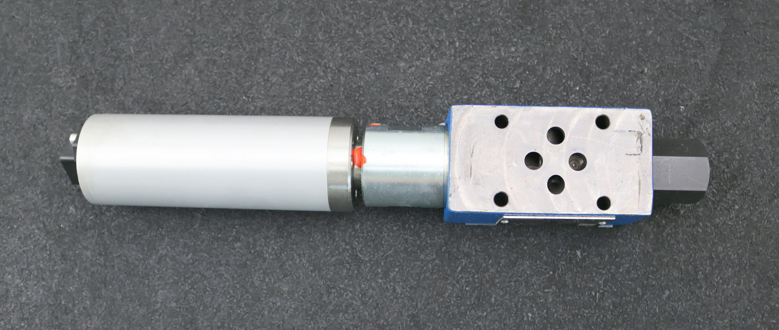 Bild des Artikels REXROTH-Proportional-Druckreduzierventil-ZDRS-6-VP-11/50AMG24K32MG-R901025495