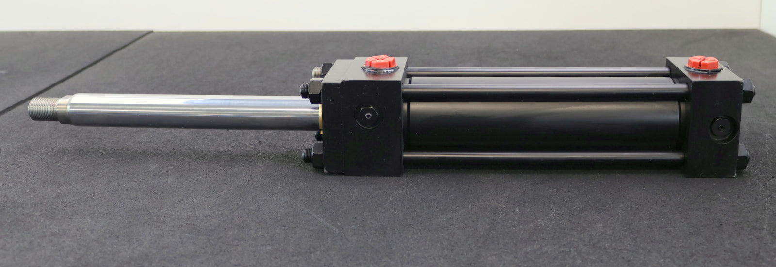 Bild des Artikels PARKER-Hydraulikzylinder-CTBHMIRZS33MC-M1-Ø-50x180mm-max.-210bar-gebraucht